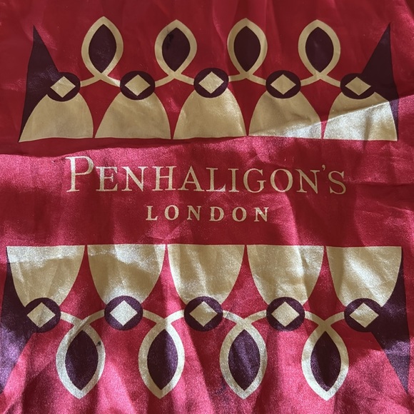 PENHALIGON’S London Gorgeous 100% Silk Hanky-Pocket Square~Few Minor Blemishes - Picture 3 of 3